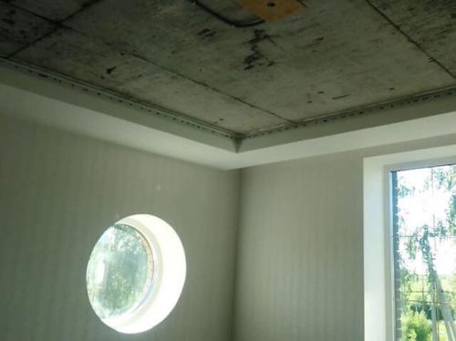 Углы запила багета натяжного потолка. Начало работы 03 Углы запила багета натяжного потолка. Начало работы 03