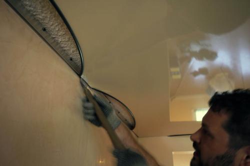 Шпатели для натяжных потолков. Делаем шпатель своими руками для натяжных потолков - полезные советы 03 Шпатели для натяжных потолков. Делаем шпатель своими руками для натяжных потолков - полезные советы 03