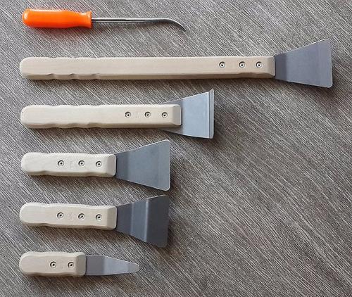 Набор шпателей для натяжных потолков. Конструкция шпателей для натяжных потолков