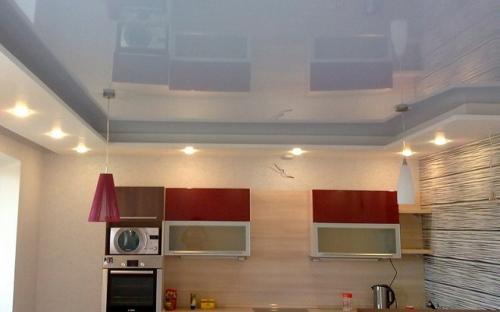 Минимальный отступ для натяжного потолка. Факторы, влияющие на величину отступа от потолка до натяжного потолка