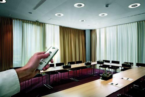 Скрытый карниз в натяжном потолке с подсветкой. Скрытый карниз: материалы, самостоятельное изготовление и установка подсветки