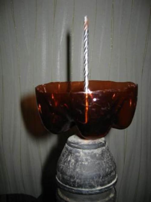 Как прикрепить карниз к пластиковому потолку. Вариант №1 – дюбель-гвозди