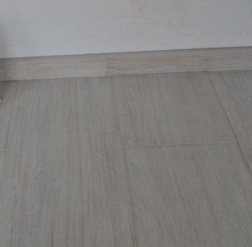 Скрытый плинтус из плитки. В каких случаях плинтус возможен только из плитки?