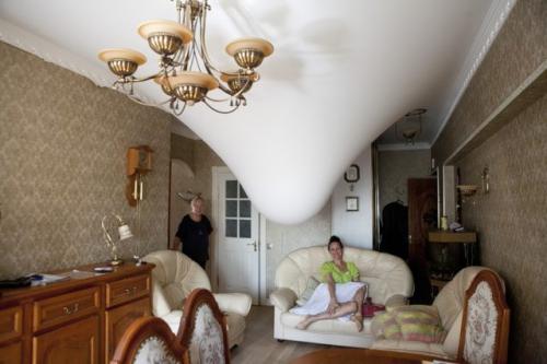 Преимущества натяжных потолков