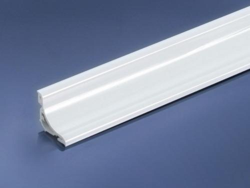 Резиновый плинтус для ванны. Разновидности сантехнических уголков для ванной