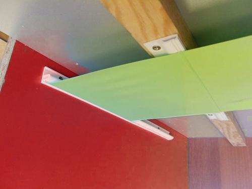 Как монтируют натяжные потолки. Способы крепления