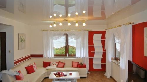 Дизайн натяжных потолков в зале. Натяжные потолки для зала: 110 интересных фото идей оформления современных навесных потолков (советы по выбору материала и дизайна)