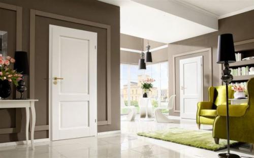 Практичны ли белые плинтуса. Выбираем обрамление для пола по правилам