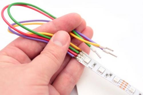 Установка плинтусов под светодиодную ленту. Выбор светодиодной ленты 11 Установка плинтусов под светодиодную ленту. Выбор светодиодной ленты 11