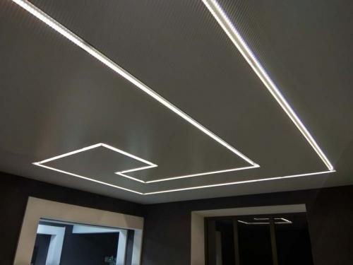 Световые линии на потолке плюсы и минусы. Световые линии на натяжном потолке: яркая красота