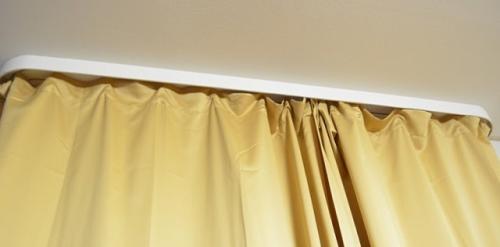 Как крепится бленда к потолочному карнизу. Что такое бленда для пластикового карниза и зачем она нужна? 02