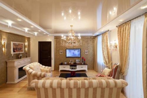 Как выбрать натяжной потолок в зал. Какими бывают натяжные потолки