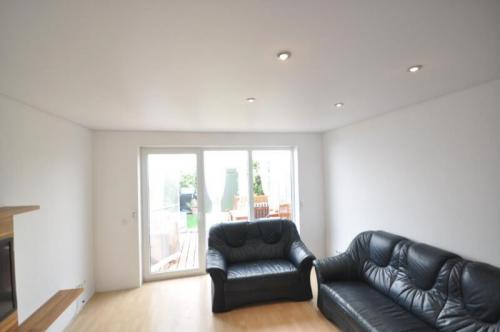 Тканевый натяжной потолок минусы. Преимущества и недостатки тканевых потолков