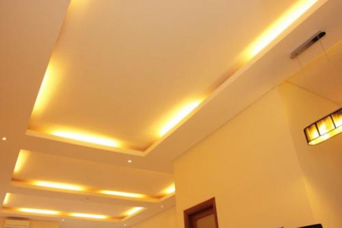 Натяжной потолок. Выбор материала для натяжного потолка