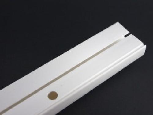 Как соединить потолочный карниз. Шинный карниз: разновидности и особенности установки