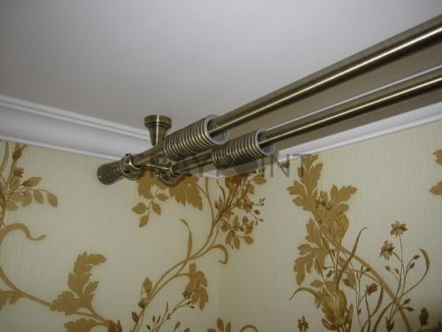 Открытый монтаж потолочного карниза. Виды карнизов по материалу изготовления