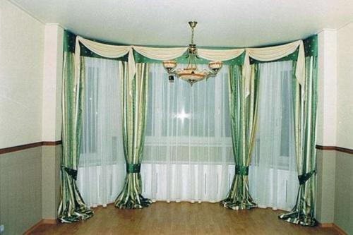 Карниз для штор под углом. Где используются полукруглые и изогнутые карнизы