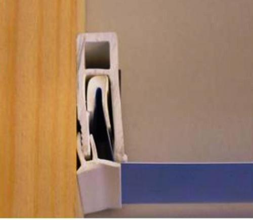 Как определить производителя натяжного потолка. На что обратить внимание?