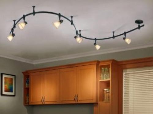 Устанавливаем люстру на натяжном потолке. Особенности выбора люстры для натяжного потолка 16