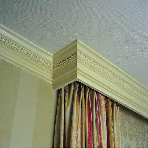 Установка потолочного плинтуса на шпаклевку. Поклейка потолочного плинтуса: на клей, шпаклевку или герметик