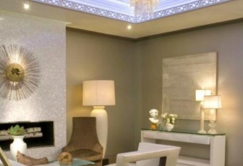 Материалы для плинтуса потолочного под подсветку. Все о монтаже и ремонте потолков своими руками