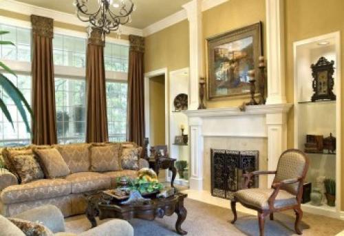 Установка багетов на потолок. Как багеты клеить на обои