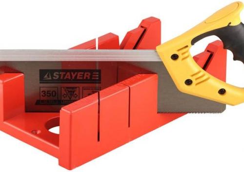 На что клеить потолочный плинтус из полиуретана. Порядок выполнения работ