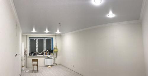 Швейцарская система монтажа потолочных поверхностей. Монтаж натяжного потолка без швов системы CLIPSO. 05