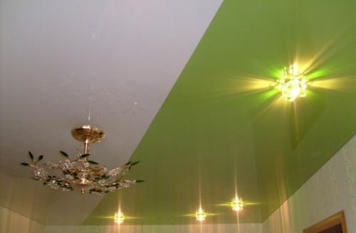 Как обыграть шов натяжного потолка. Натяжные потолки шовные — фото