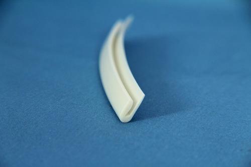 Гарпунная система натяжных потолков. Что такое гарпун и зачем он нужен?