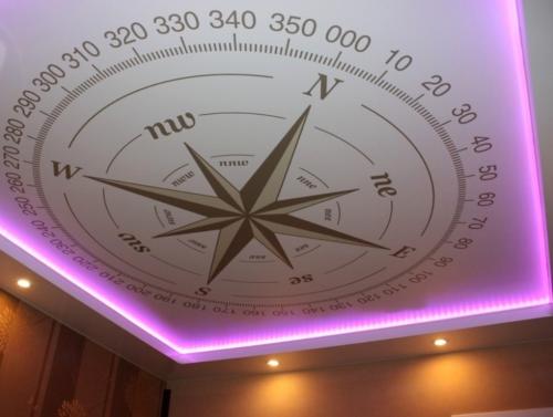 Парящий потолок