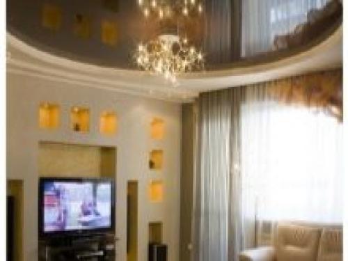 Монтаж потолочного багета для штор на натяжной потолок. Виды установки 02