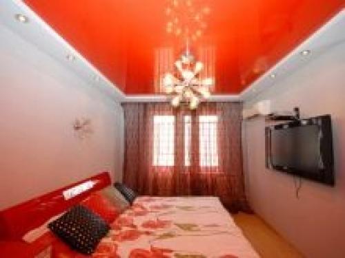 Монтаж потолочного багета для штор на натяжной потолок. Виды установки 01