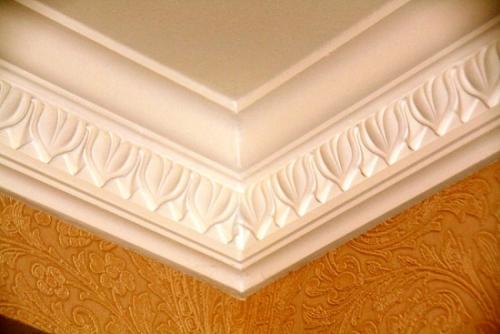 Определяемся в 2022 году с лучшими потолочными галтелями. Виды потолочных плинтусов и особенности выбора 2022 г. 09