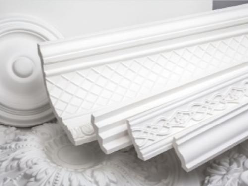 Потолочные плинтуса из полиуретана своими руками. Плинтус потолочный полиуретановый 04