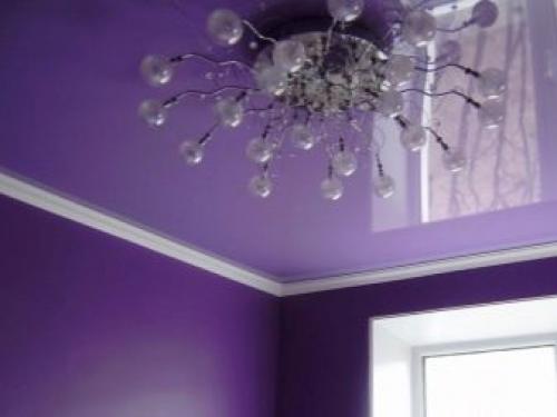 Как вставить резиновый плинтус в натяжной потолок. Виды плинтусов 06 Как вставить резиновый плинтус в натяжной потолок. Виды плинтусов 06