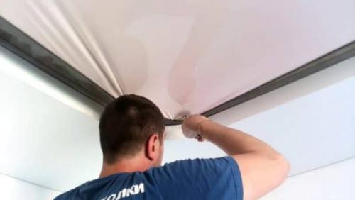 Виды шпателей для натяжных потолков. Шпатель для натяжных потолков