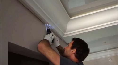 Как снять плинтус с натяжного потолка. Как снять бордюр с натяжного потолка?