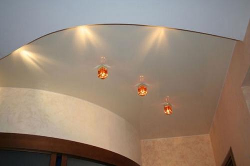 Крепление натяжного потолка к стене. Крепление натяжного потолка