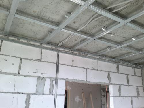 Крепление навесного потолка. Подвесной потолок своими руками