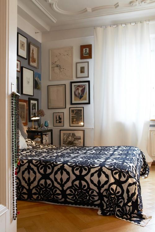 Какой потолочный плинтус лучше. Потолочный плинтус в интерьере 2022: ТОП-40 лучших идей дизайна с фото 04