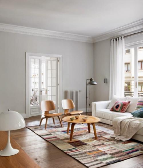 Потолочный плинтус полиуретан или пенопласт. Материалы потолочных плинтусов