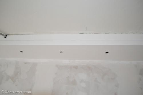 Какой стороной крепить багет для натяжного потолка к стене. Основные разновидности багетных профилей для каркаса натяжного потолка 06 Какой стороной крепить багет для натяжного потолка к стене. Основные разновидности багетных профилей для каркаса натяжного потолка 06