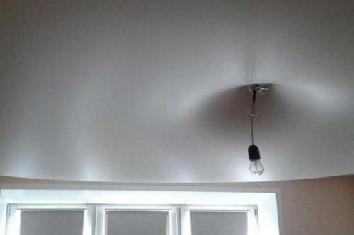 Сила натяжения натяжного потолка. Причины провисания натяжного потолка