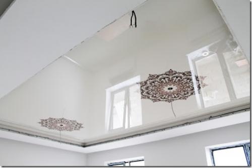 Чем крепить багет для натяжного потолка к газобетону. Технология монтажа натяжных потолков в доме из газобетонных блоков