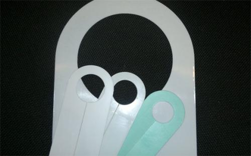 Как сделать отверстия в натяжном потолке правильно. Выполняем отверстия до монтажа самого потолка 05 Как сделать отверстия в натяжном потолке правильно. Выполняем отверстия до монтажа самого потолка 05