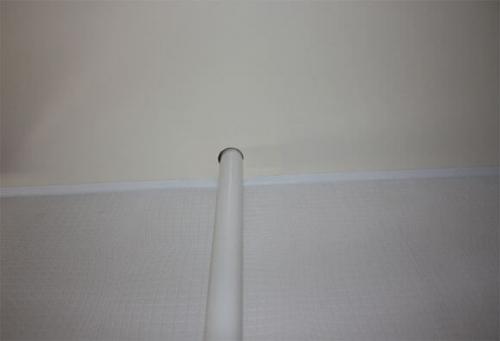 Как сделать отверстия в натяжном потолке правильно. Выполняем отверстия до монтажа самого потолка 04 Как сделать отверстия в натяжном потолке правильно. Выполняем отверстия до монтажа самого потолка 04