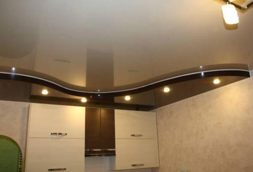 Проблемы углов при установке натяжных потолков. Дефекты монтажа 04