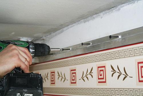 Крепление профиля для натяжного потолка. Установка профиля для винилового потолка