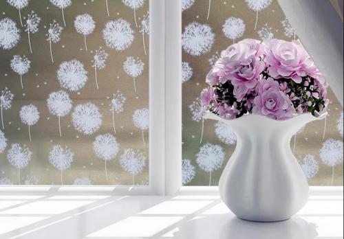 Как прикрепить потолочный карниз без сверления. Долой потолочные карнизы! Посмотрите, как легко повесить занавески, не используя дрель